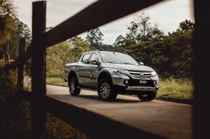 Mitsubishi L200 Triton HPE-S Outdoor 2020 года